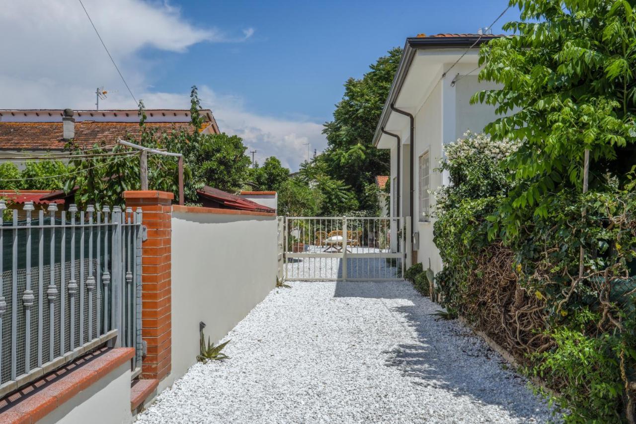 I Levrieri Ξενοδοχείο Torre del Lago Puccini Εξωτερικό φωτογραφία